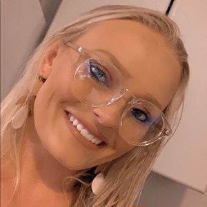 Meet your Posher, Renate